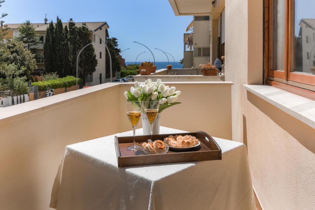 Dario Apartment - Magnolia Holidays Fertilia Buitenkant foto
